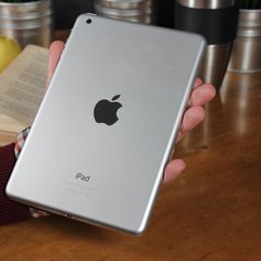 Test tabletu iPad mini z ekranem Retina